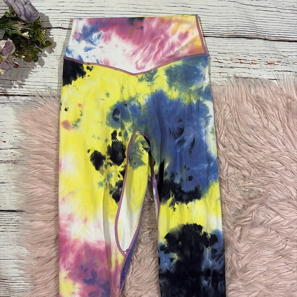 Balance Athletica Vitality High Rise Tie Dye The Cloud Pant Thunderstorm - Picture 8 of 9